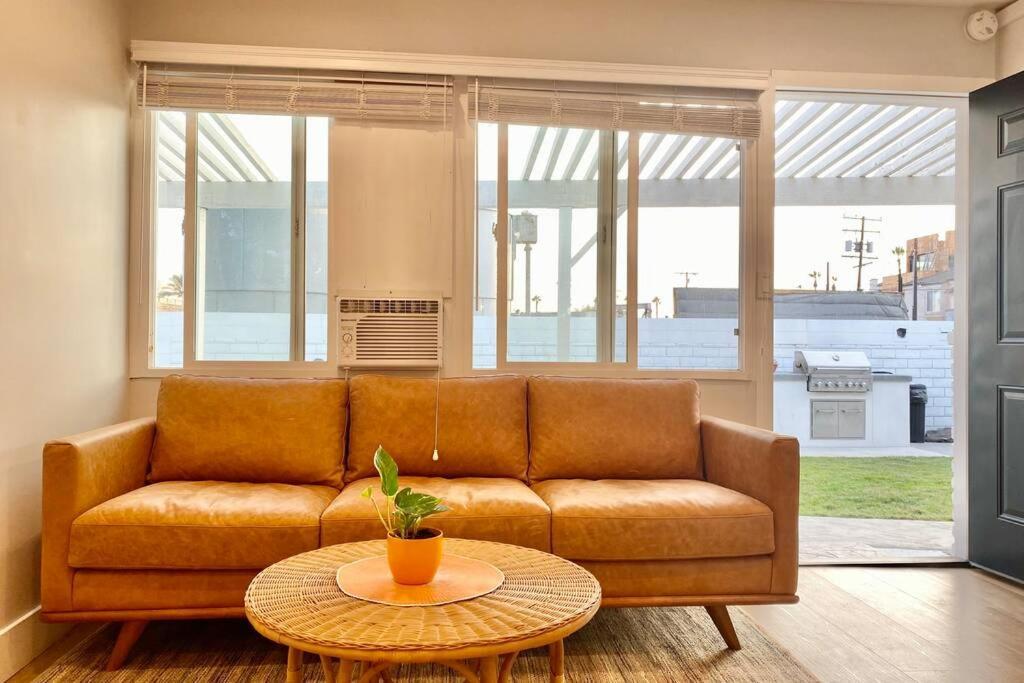 Steps To The Beach, Pacific And Main Street - #2 Apartment Huntington Beach